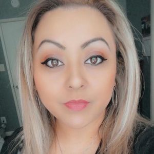 Meet your Posher, Angelita